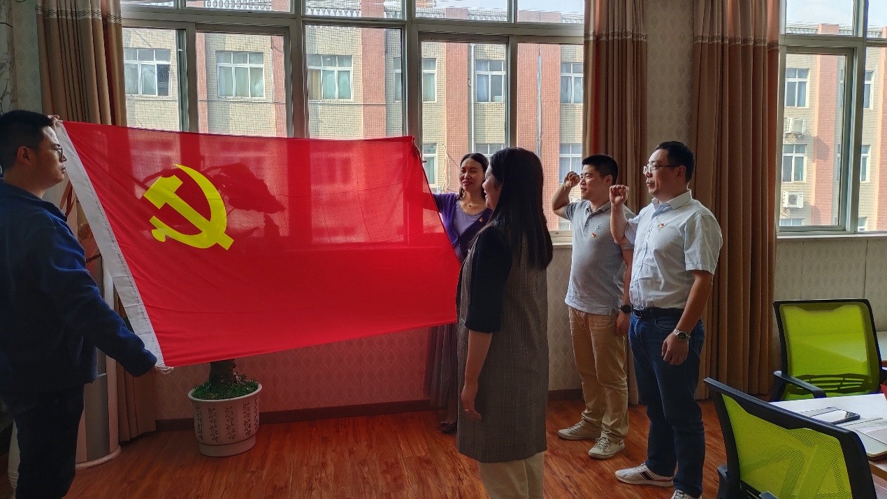 图片2.jpg 图片2.jpg