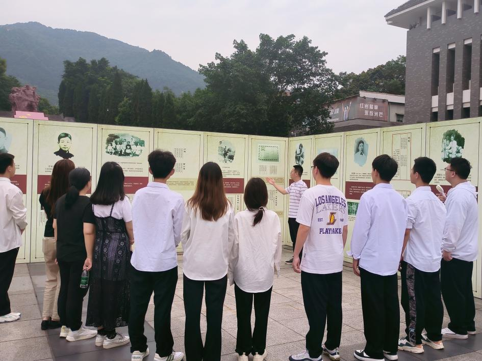 图片2.png 图片2.png