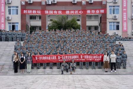 图片2.jpg 图片2.jpg